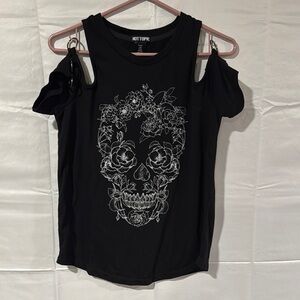 Women’s Hot Topic Black Cut Out Graphic Tank Top